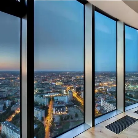 شقة Hanza Tower With Bathtub 15th To 26th Floor