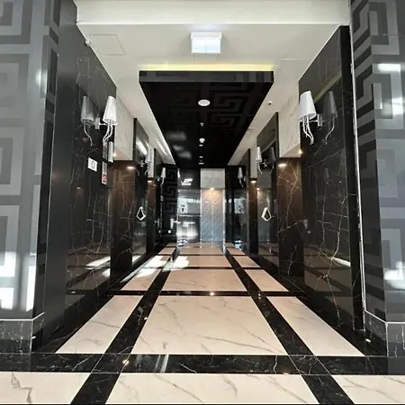 شقة Hanza Tower With Bathtub 15th To 26th Floor *